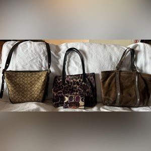 Lot of Coach purses and wallet for sale.